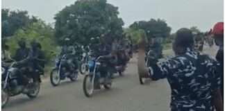 Bandits caught on camera moving freely through checkpoint
