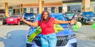 inDrive rewards ‘Super Mum’ driver with new car